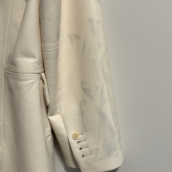 Aritzia Wilfred Off White Memories Vegan Leather Blazer Size M - Picture 7 of 9